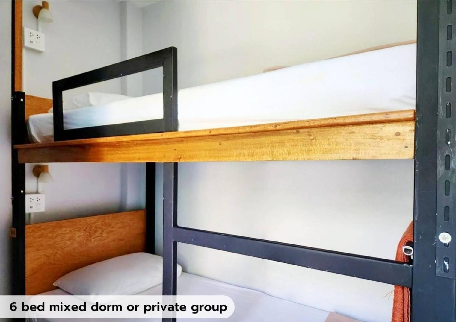Theppahrak Hostel Khaolak Khao Lak Bagian luar foto