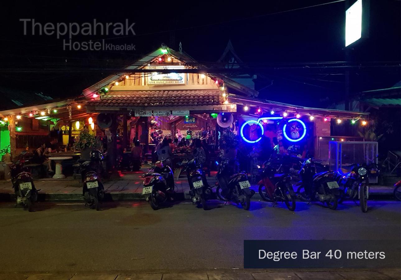 Theppahrak Hostel Khaolak Khao Lak Bagian luar foto