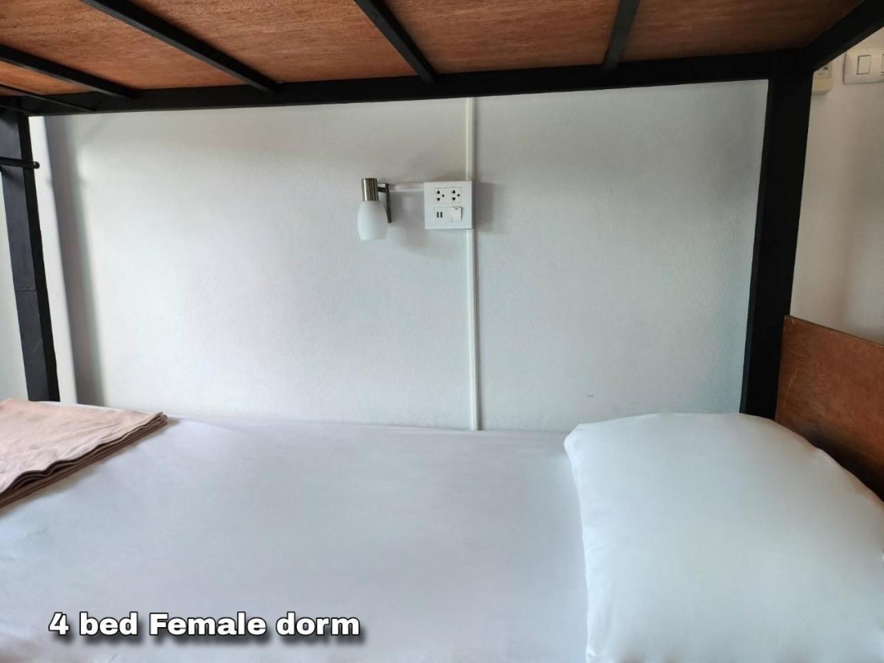 Theppahrak Hostel Khaolak Khao Lak Ruang foto