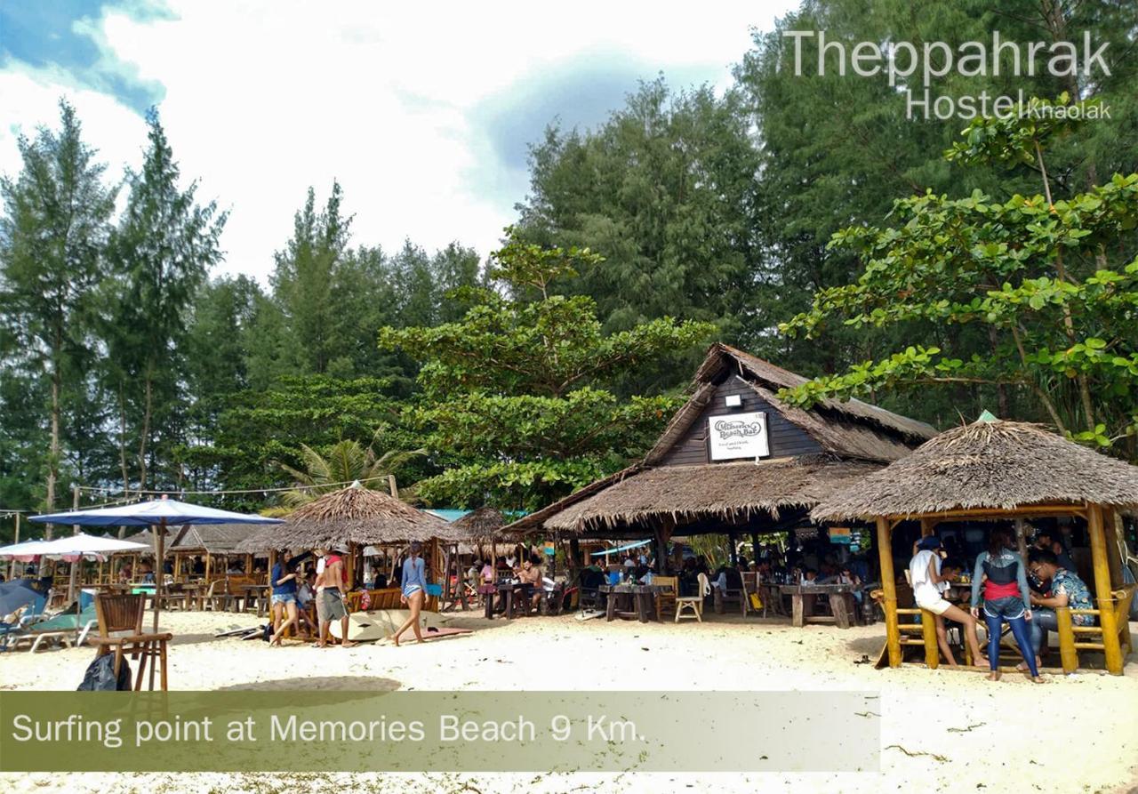 Theppahrak Hostel Khaolak Khao Lak Bagian luar foto